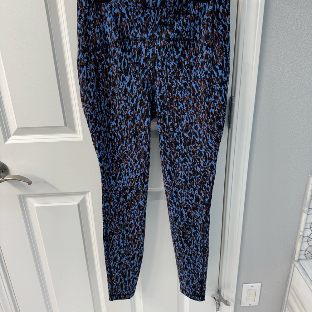 lululemon athletica Blue and Black Patterned Leggings size 10